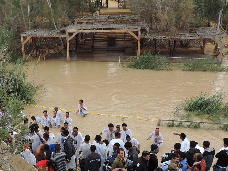Baptism_at_Kaser_el_yahud2015-7